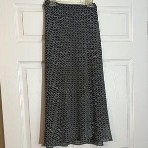 Elegant Black and White Patterned Skirt